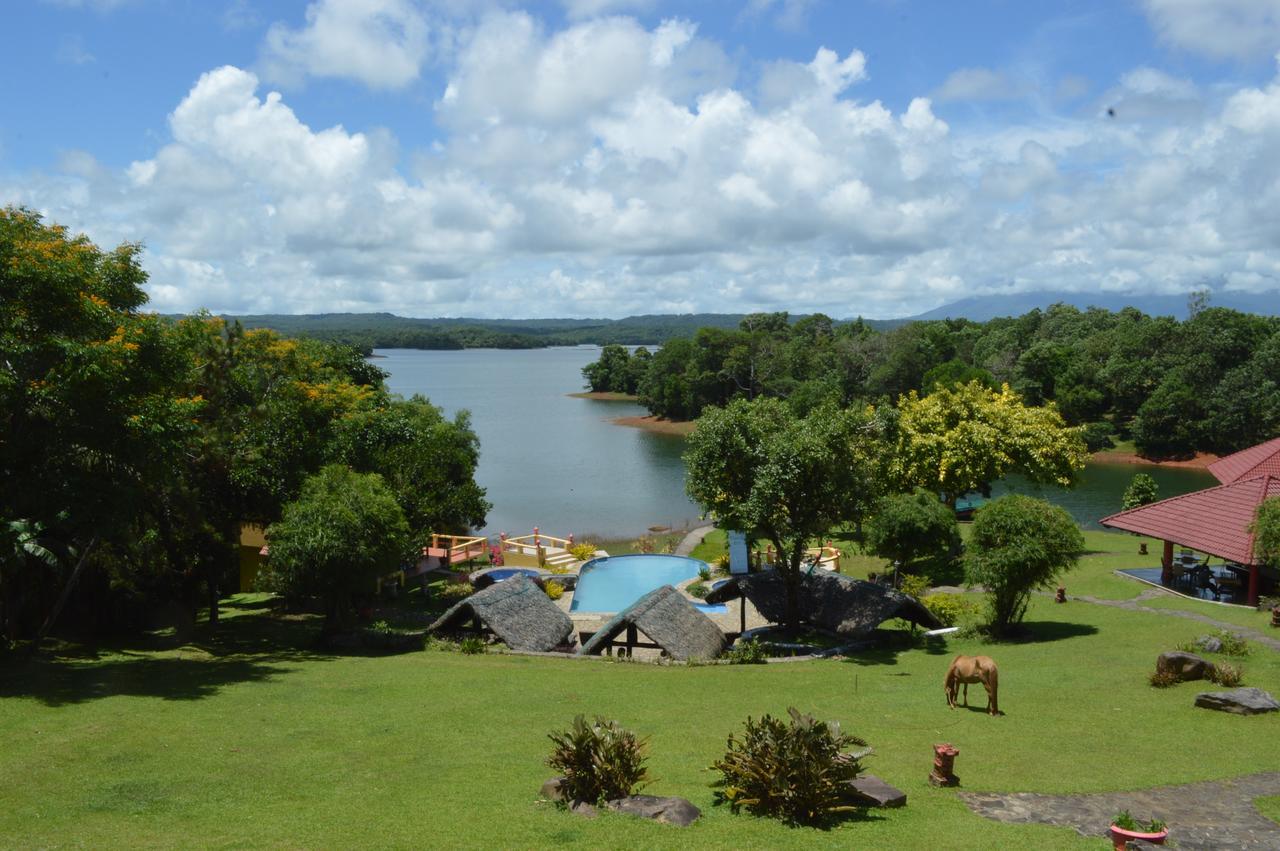 Porta Verde Resort Villas Caliraya Dolores  Exterior photo